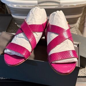 Coye nokes leather Fuchsia Cross-Strap Sandals